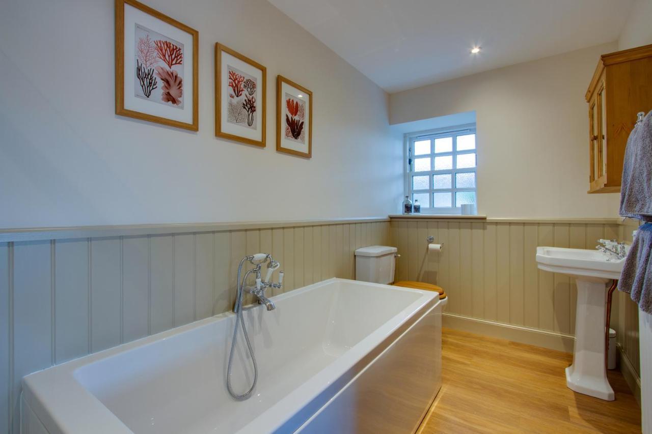 Home Farm B&B - Poppy Room Forfar Εξωτερικό φωτογραφία